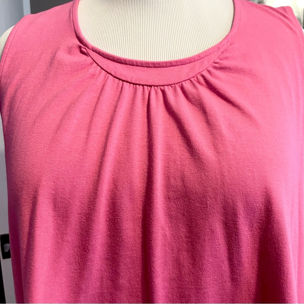 Denim & Co medium pink Tank Top Neck Shirring and Smile Hem SZ XL